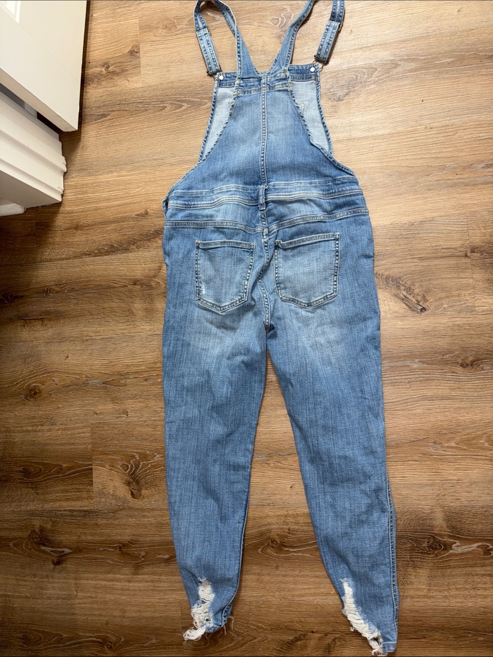 OFFERS OPEN! Stevie Hender Light Distressed Denim Overalls Women’s med overalls - Picture 7 of 7